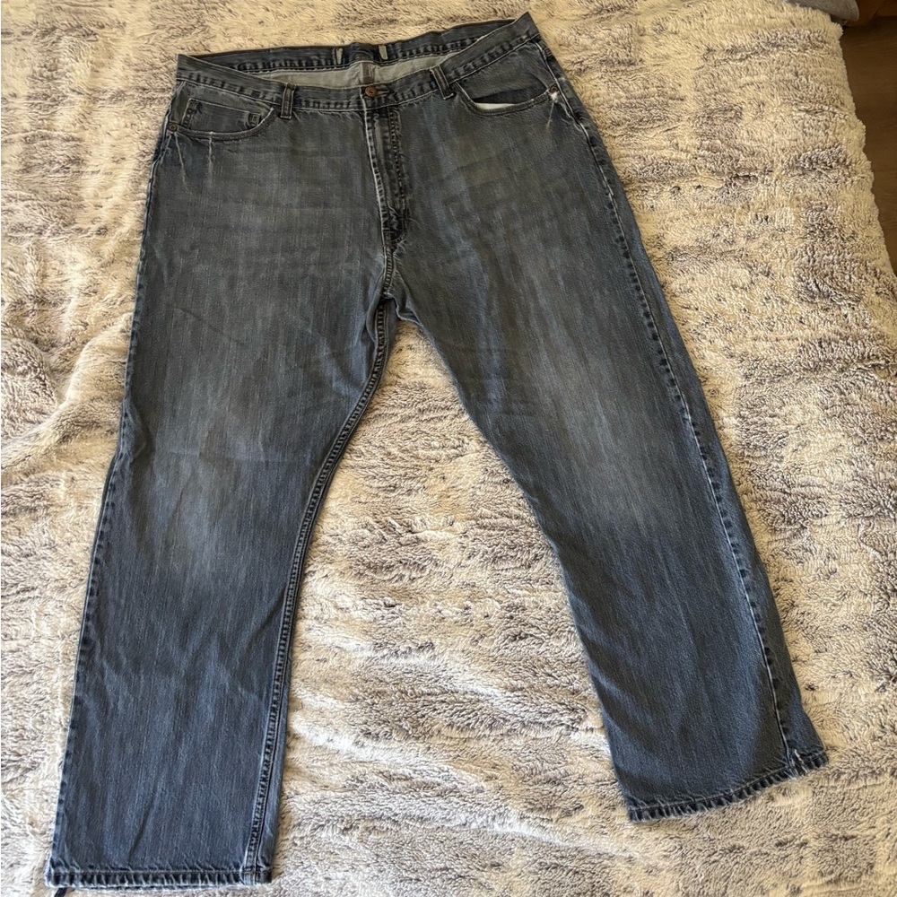 Wrangler Relaxed Fit Blue Jeans